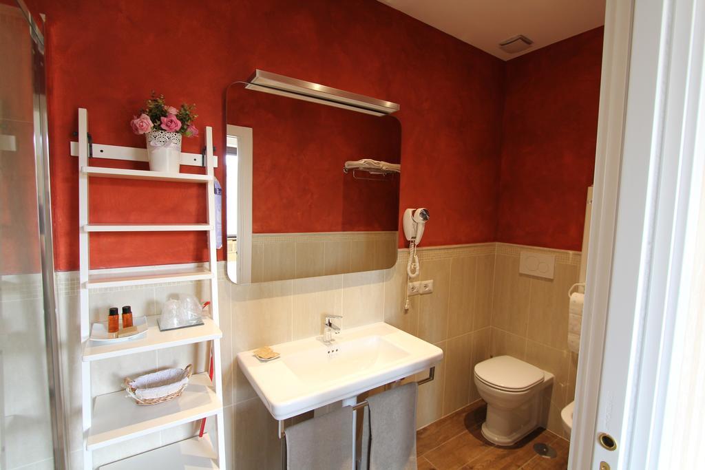 Area Sacra Relais Bed & Breakfast Rome Bilik gambar